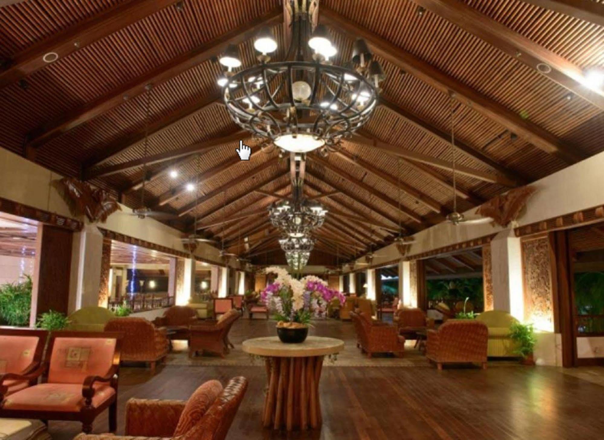 Villa At Nexus Resort & Spa Karambunai Kampong Bikasan Esterno foto